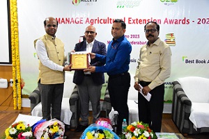 A-Z-Pig-Farming-Best-Book-Award-01.jpg