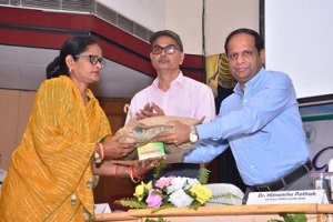 Dr-Himanshu-Pathak-Agri-Business-Incubation-Unit-03_0.jpg
