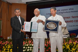 ICAR-foundation-day-16-07-2012-8_0.jpg