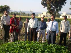 KVK-Dehradun-03-04-2011-4_1.jpg 