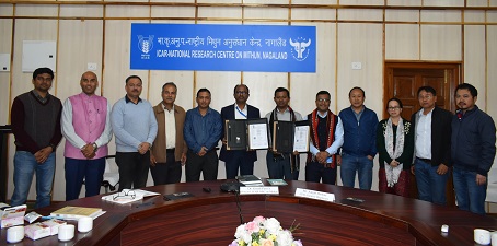 NRC-Mithun-inks-MOU-Creative-Displayers-01