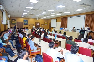 Sanjay-Garg-interacts-ARS-ICAR-NAARM-02