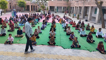 Shri-Kailash-Choudhary-International-Yoga-Day