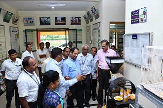 Visit-soil-water-testing-laboratory-03_0.jpg 