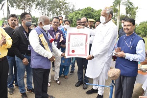 Shri Parshottam Rupala visits ICAR-CIFA, Bhubaneswar