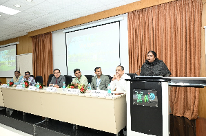 ICAR Achievers Inspires FOCARS Participants through Experience-Sharing Interaction