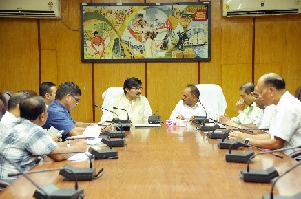 Textile Committee Delegation Visits ICAR-NINFET, Kolkata to Explore Innovations in Natural Fibre Sector
